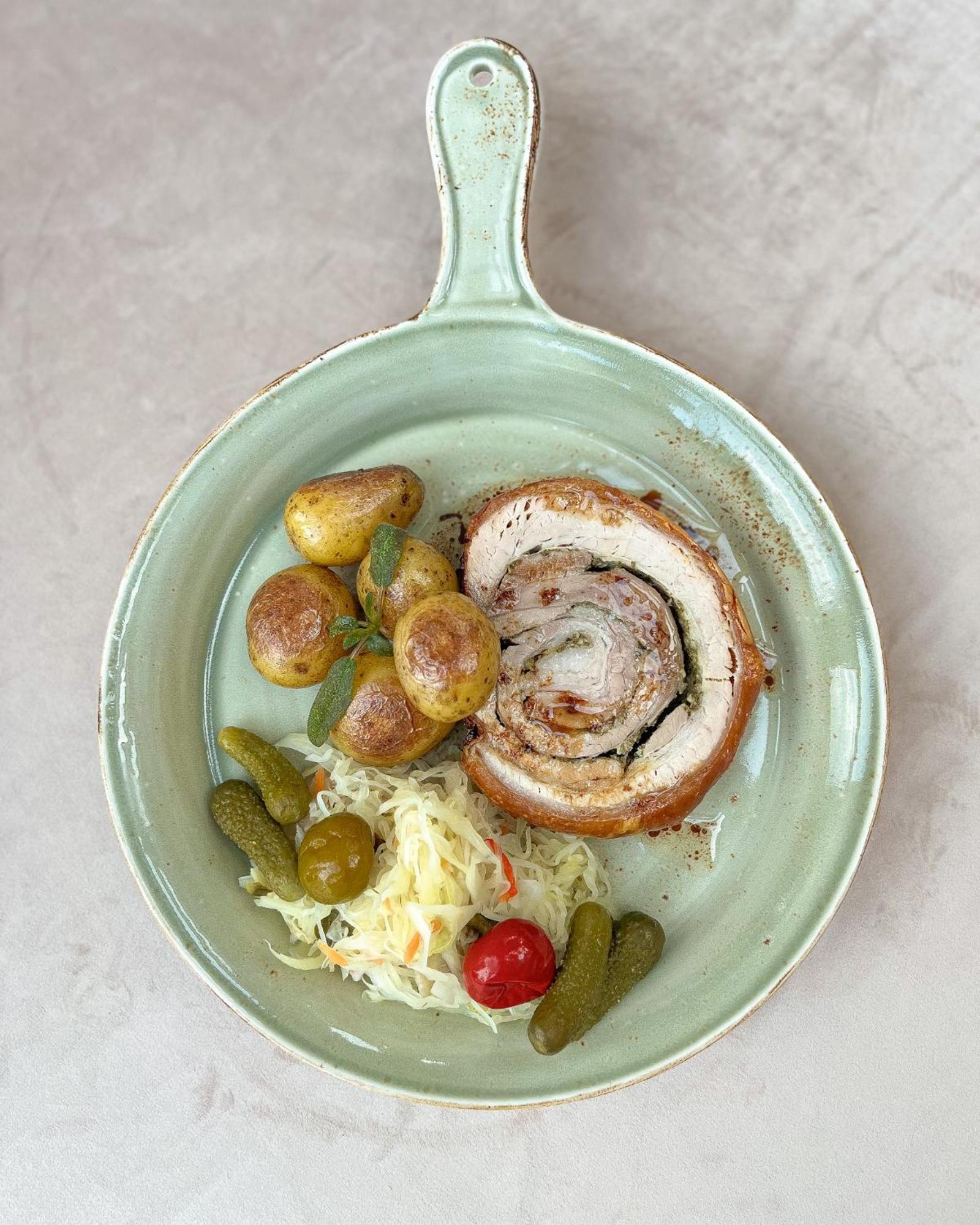 Klaudia'S Hotel & Restaurant At Golf Resort, Bac Samorin エクステリア 写真